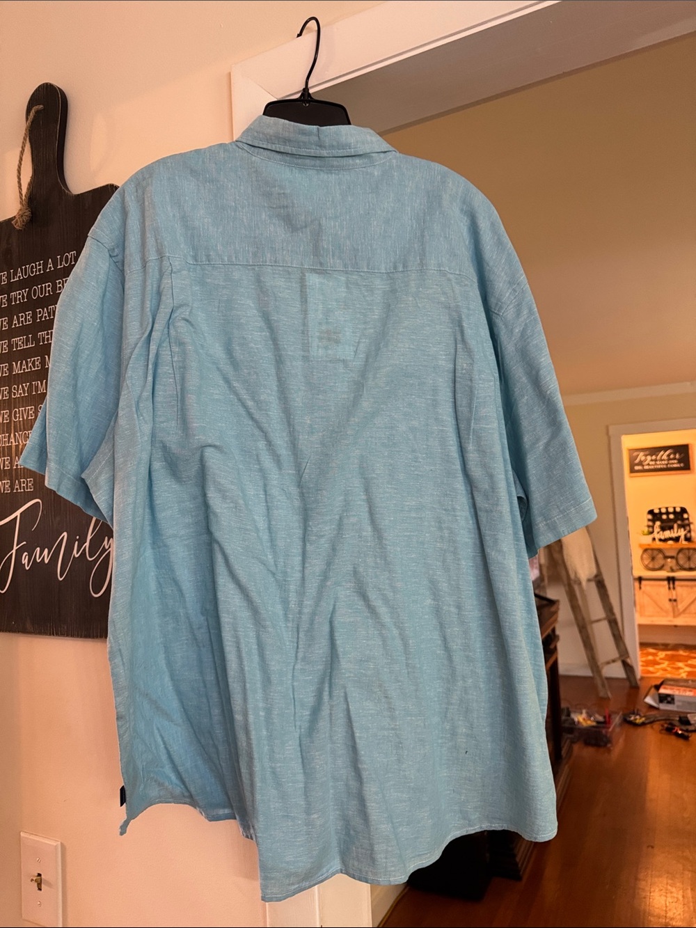 crown & ivy Men’s Sky Blue Short-Sleeve Button-Down Shirt - Picture 2 of 5